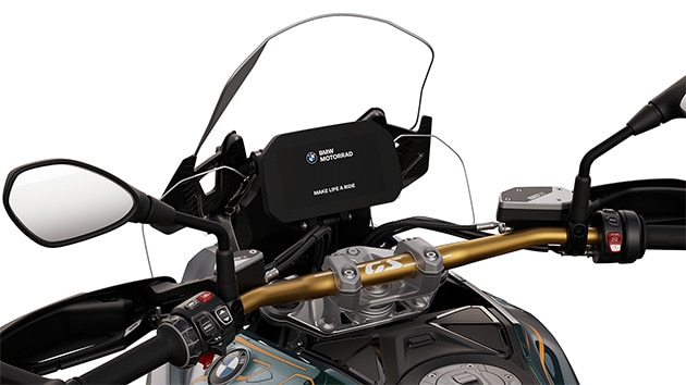 El manillar dorado de la BMW R 1300 GS Option 719 Tramuntana