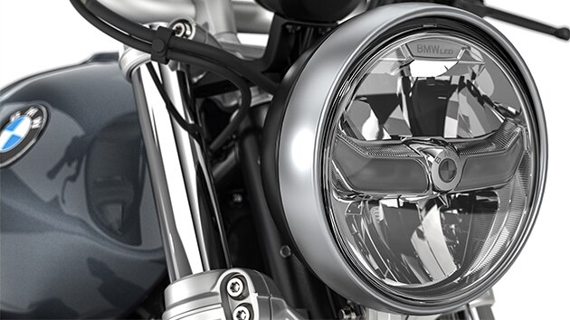 Vemos los faros LED de la R nineT Pure.
