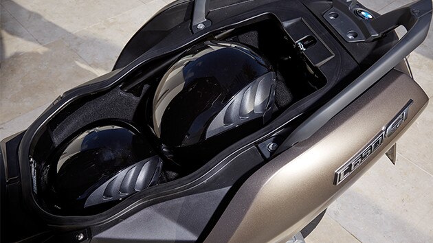 Espacio de almacenamiento de la C 650 GT